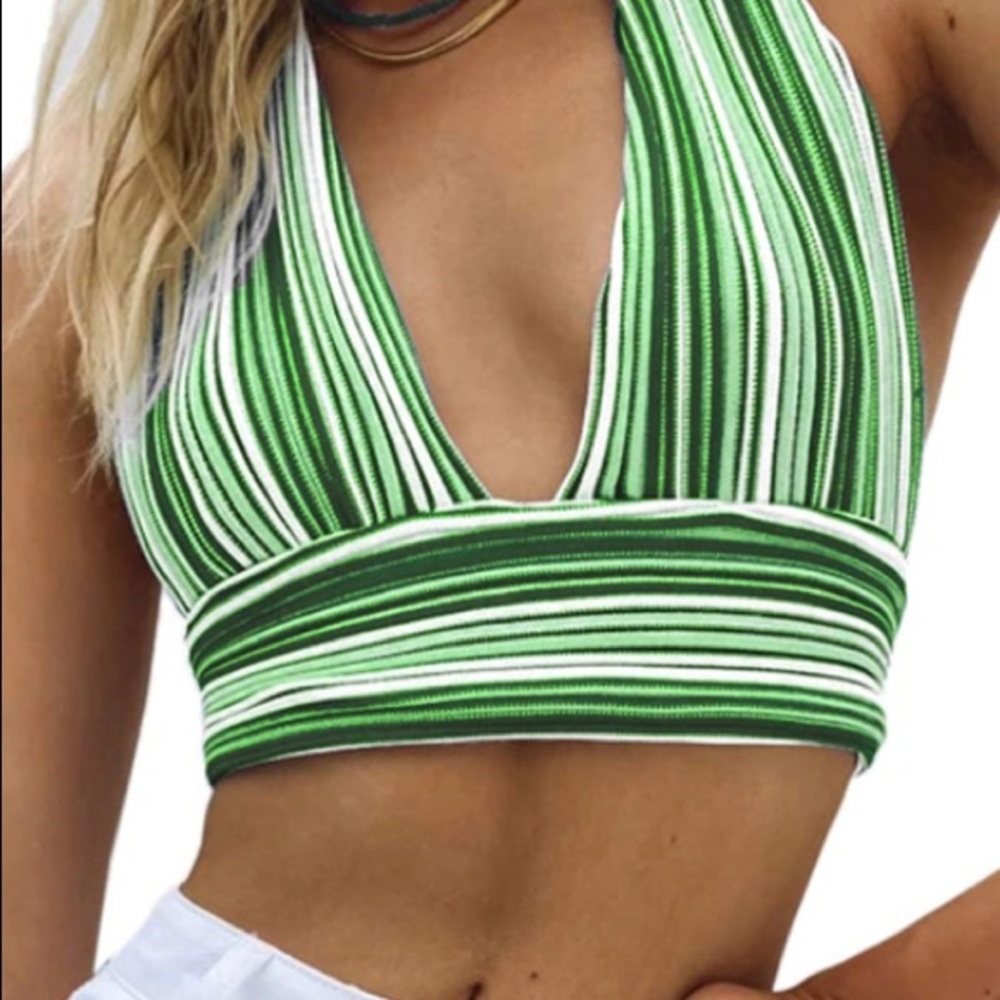 ☀️🏖️Halter top, green and white size S.
